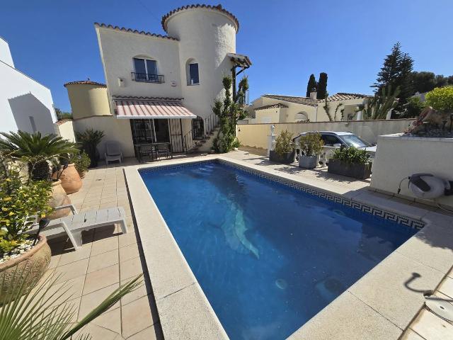 Casa chalet en Venta en Peni