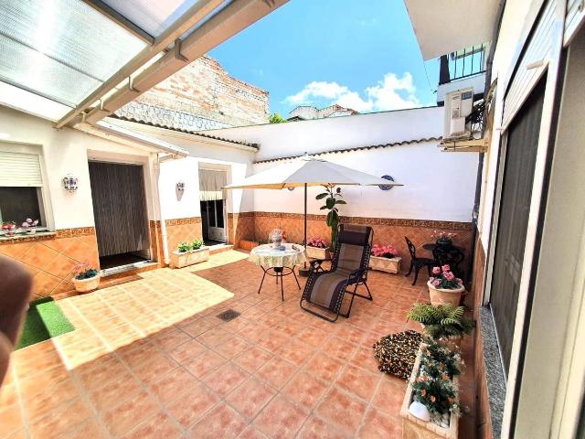 Casa chalet en Venta en Peal de Becerro