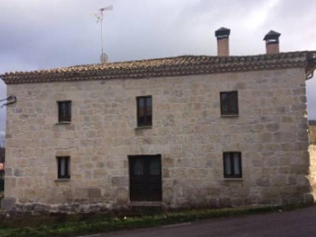 Casa chalet en Venta en Pedrosa de Río Úrbel