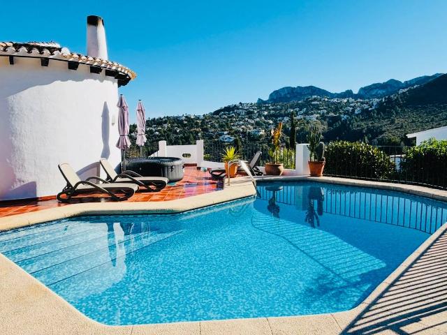 Casa chalet en Venta en Pego