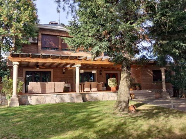 Casa chalet en Venta en Pepino