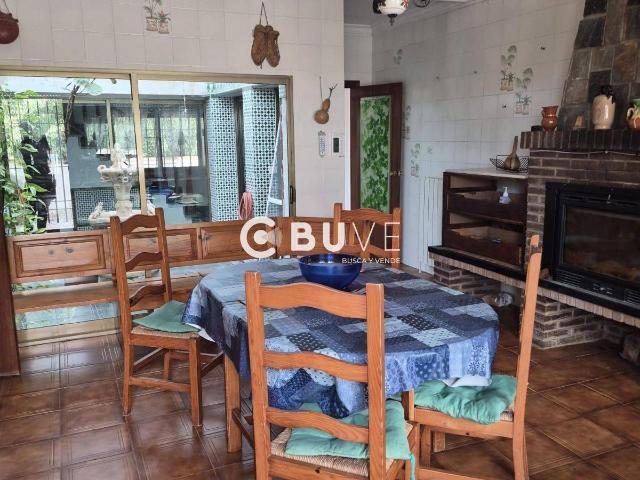 Casa chalet en Venta en Perín