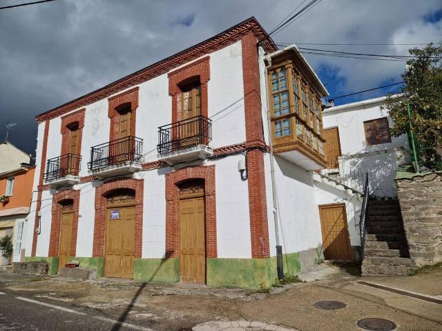 Casa chalet en Venta en Petín