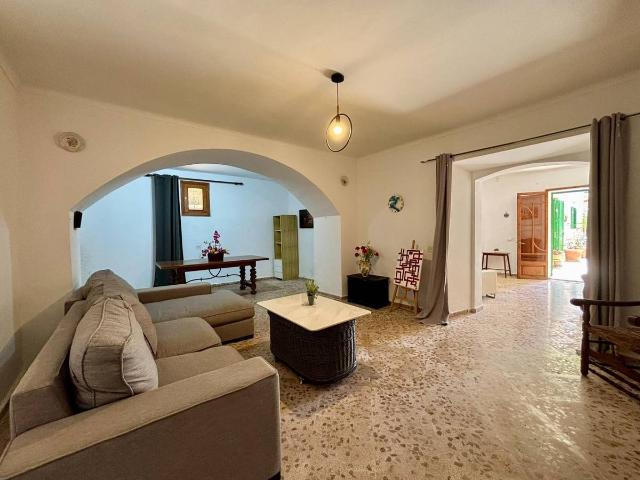Casa chalet en Venta en Petra