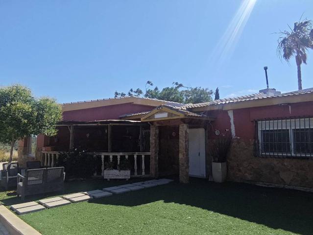 Casa chalet en Venta en Petrer
