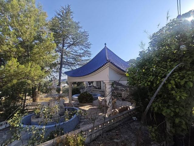Casa chalet en Venta en Petrer