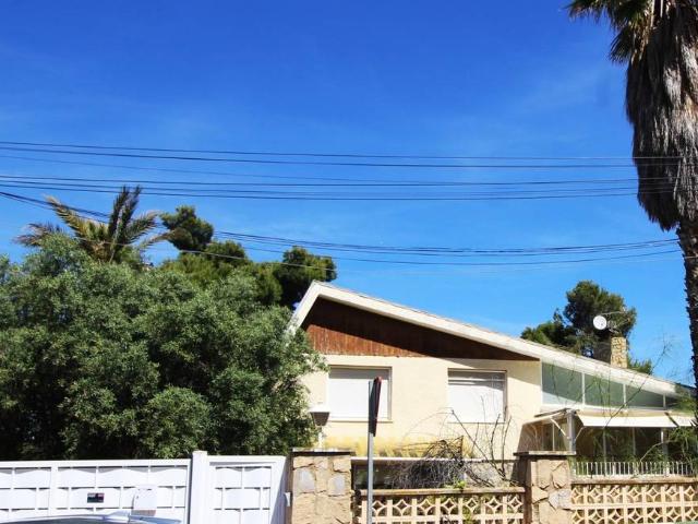 Casa chalet en Venta en Petrer
