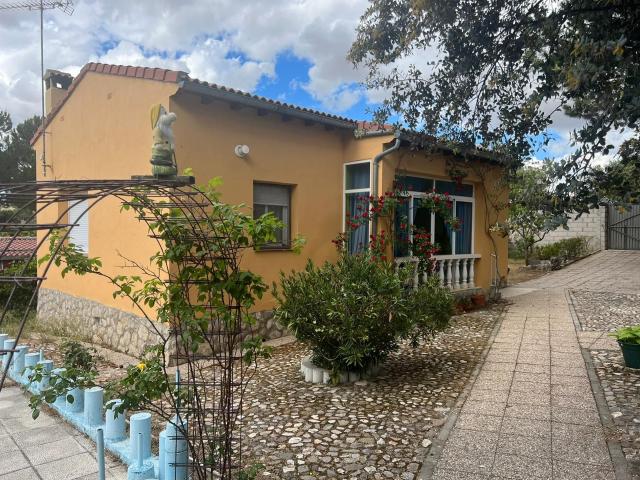 Casa chalet en Venta en Peñalba de Ávila
