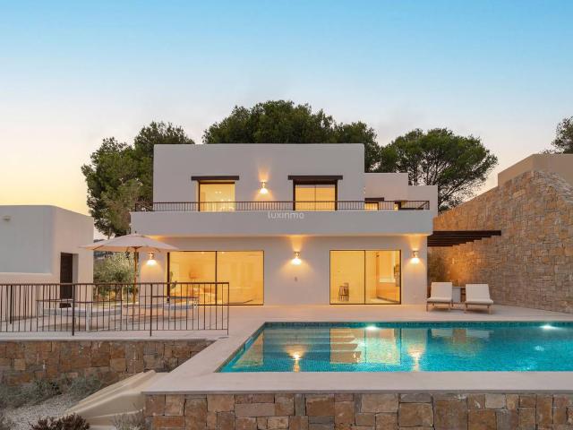 Casa chalet en Venta en Pinar del Advocat Cometa