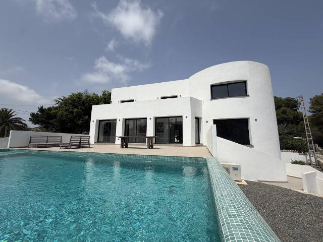 Casa chalet en Venta en Pinar del Advocat Cometa