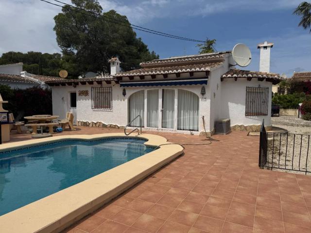 Casa chalet en Venta en Pinar del Advocat Cometa