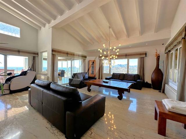 Casa chalet en Venta en Pinar del Advocat Cometa