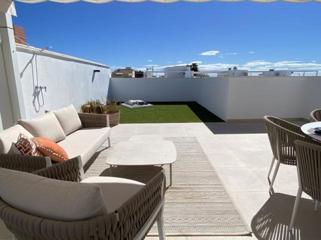 Casa Chalet en Venta en Pilar De La Horadada Alicante