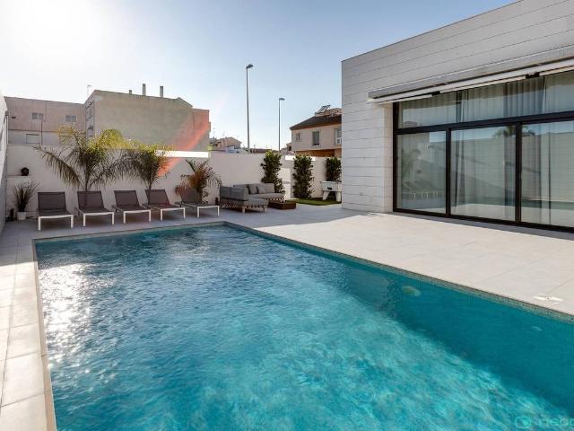 Casa chalet en Venta en Pilar de la Horadada ciudad