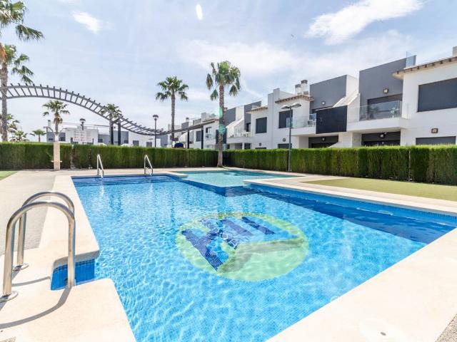 Casa chalet en Venta en Pilar de la Horadada ciudad