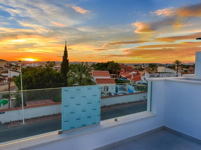 Casa chalet en Venta en Pilar de la Horadada ciudad