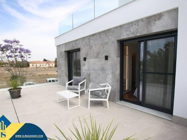 Casa chalet en Venta en Pilar de la Horadada ciudad