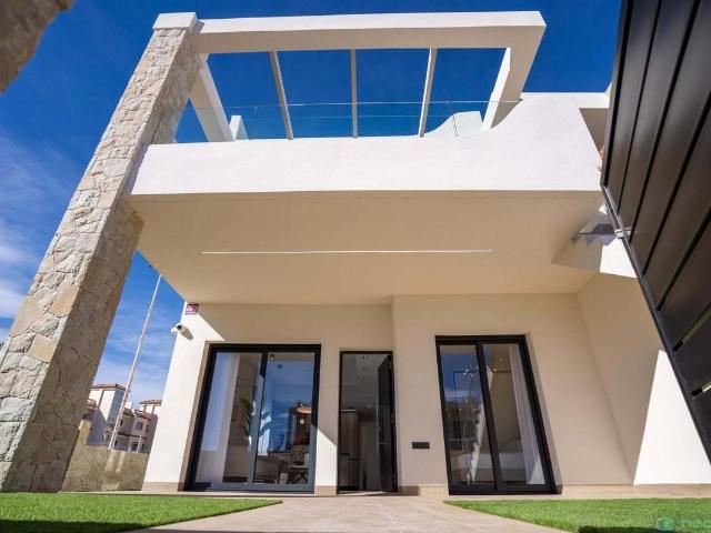 Casa chalet en Venta en Pilar de la Horadada ciudad