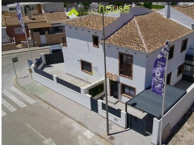 Casa chalet en Venta en Pilar de la Horadada ciudad