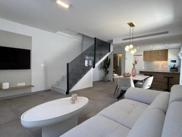 Casa chalet en Venta en Pilar de la Horadada ciudad