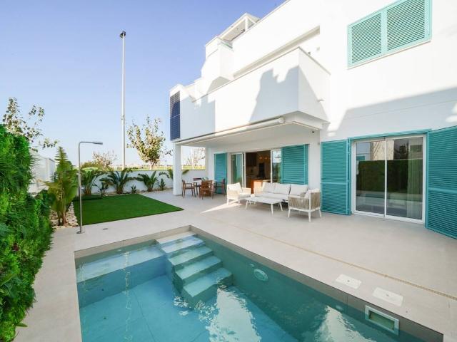 Casa chalet en Venta en Pilar de la Horadada ciudad