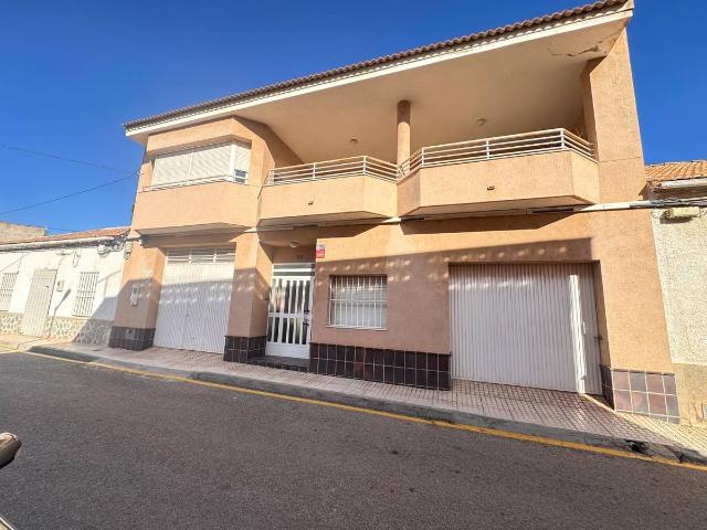 Casa chalet en Venta en Pilar de la Horadada ciudad