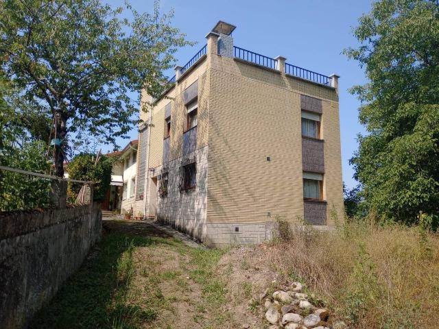 Casa chalet en Venta en Piloña