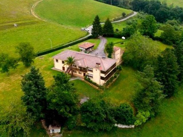 Casa chalet en Venta en Piloña