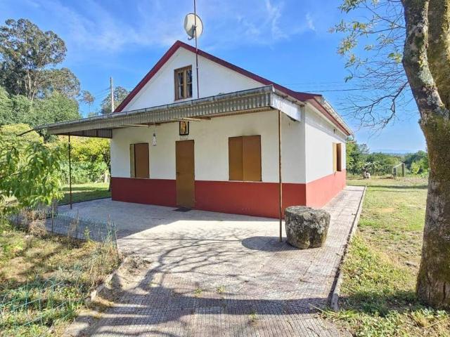 Casa chalet en Venta en Ponteareas