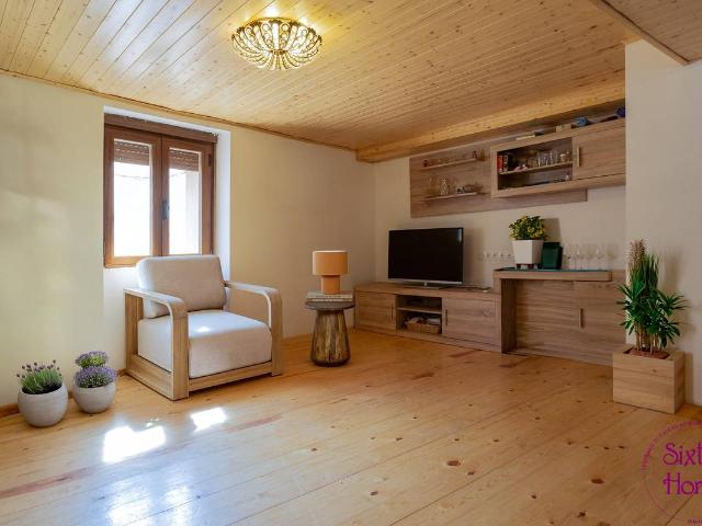 Casa chalet en Venta en Poblaciones sur