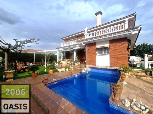 Casa chalet en Venta en Poble