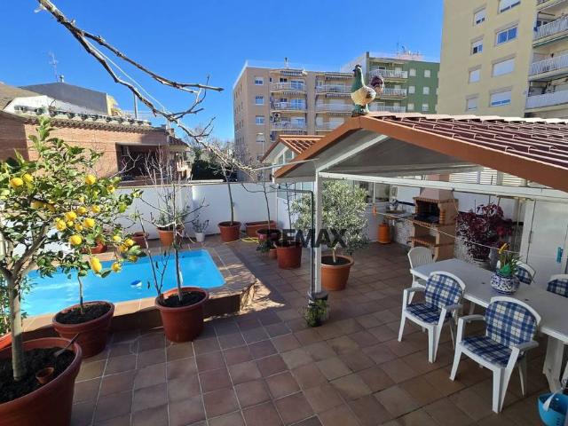 Casa chalet en Venta en Poblenou
