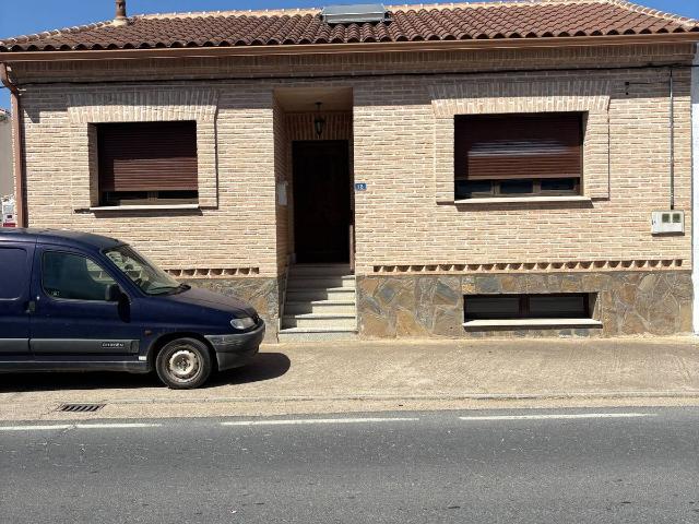 Casa chalet en Venta en Polán