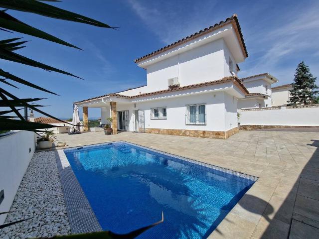 Casa chalet en Venta en Port La Cota Puig Sec