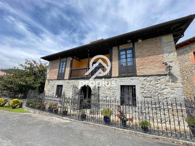 Casa chalet en Venta en Posada Barro