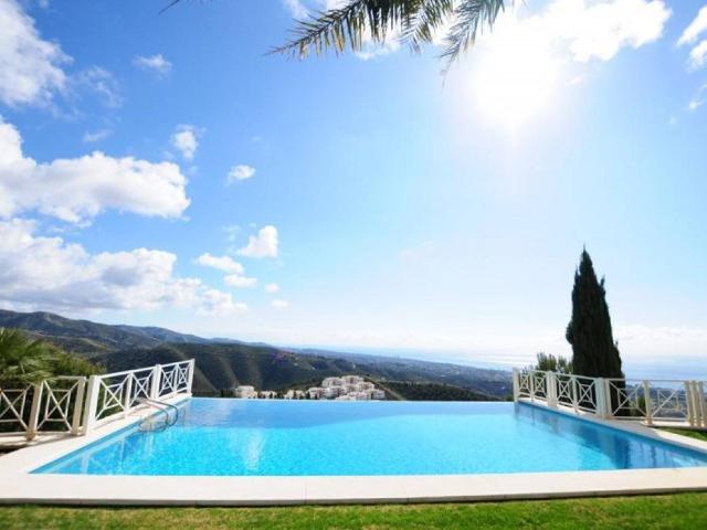 Casa chalet en Venta en Playa Bajadilla Puertos
