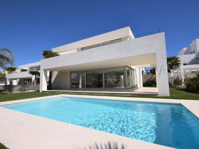 Casa chalet en Venta en Playa Bajadilla Puertos