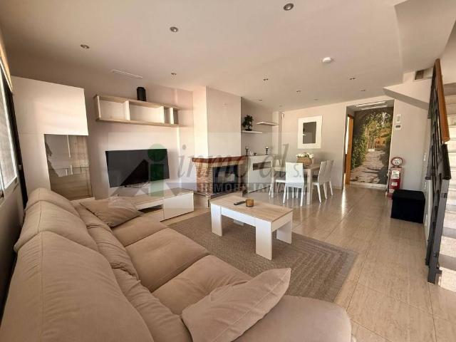 Casa chalet en Venta en Playa Ben Afeli