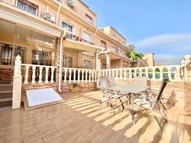 Casa chalet en Venta en Playa Flamenca