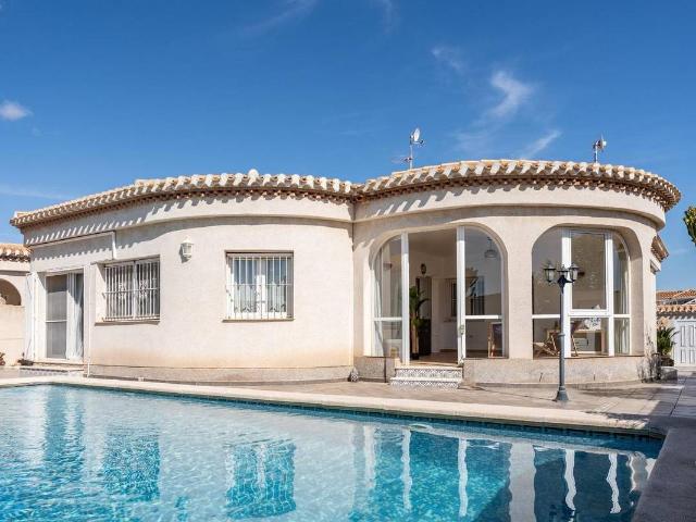 Casa chalet en Venta en Playa Flamenca