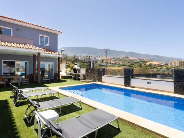 Casa chalet en Venta en Playa Jardín