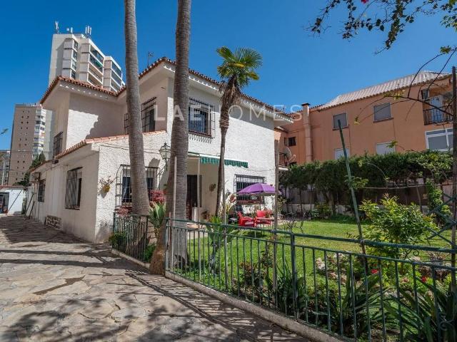 Casa chalet en Venta en Playamar Benyamina