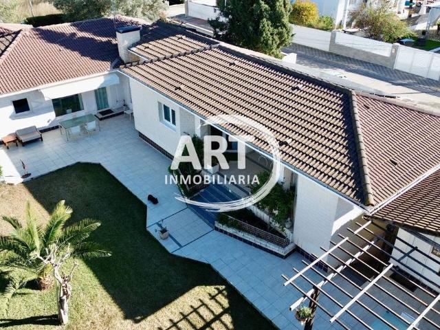 Casa chalet en Venta en Pla dels Aljubs