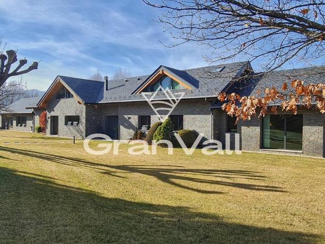 Casa chalet en Venta en Prats i Sansor