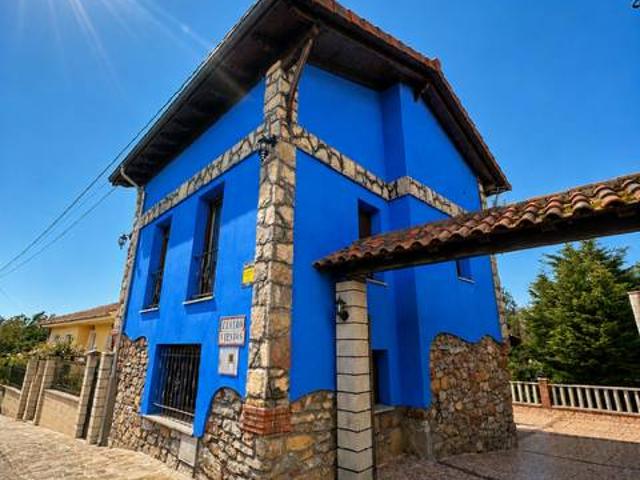 Casa chalet en Venta en Pravia