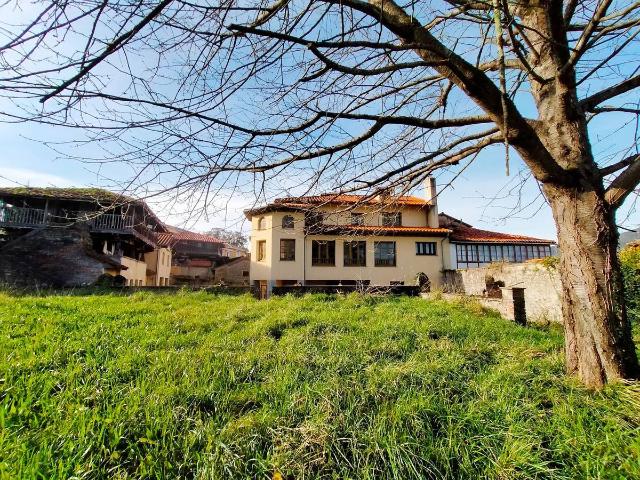 Casa chalet en Venta en Pravia