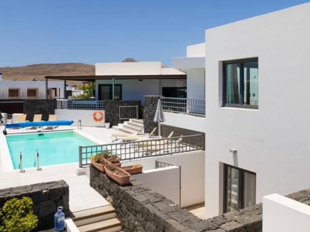 Casa chalet en Venta en Punta Calero