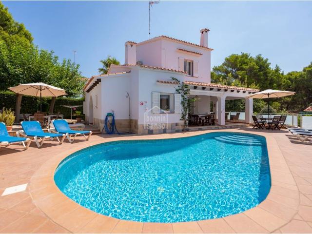 Casa chalet en Venta en Punta Grossa
