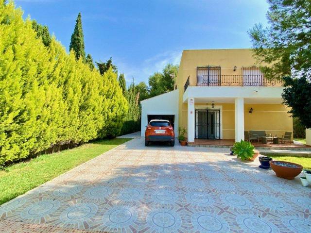 Casa chalet en Venta en Punta Prima