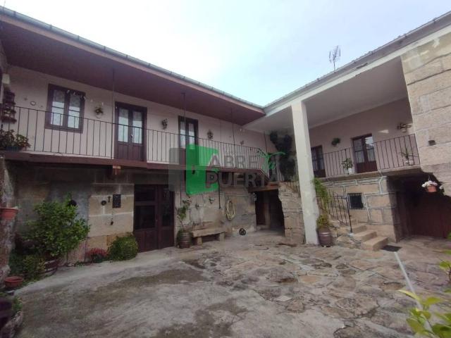 Casa chalet en Venta en Punxín